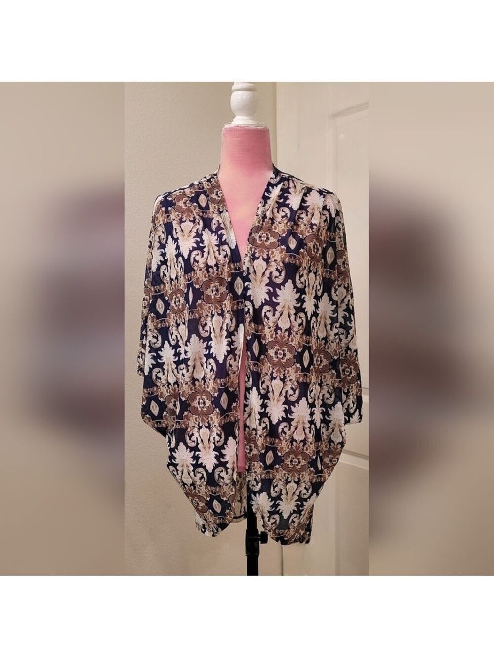 DNA Couture Damascus Kimono Sz Medium